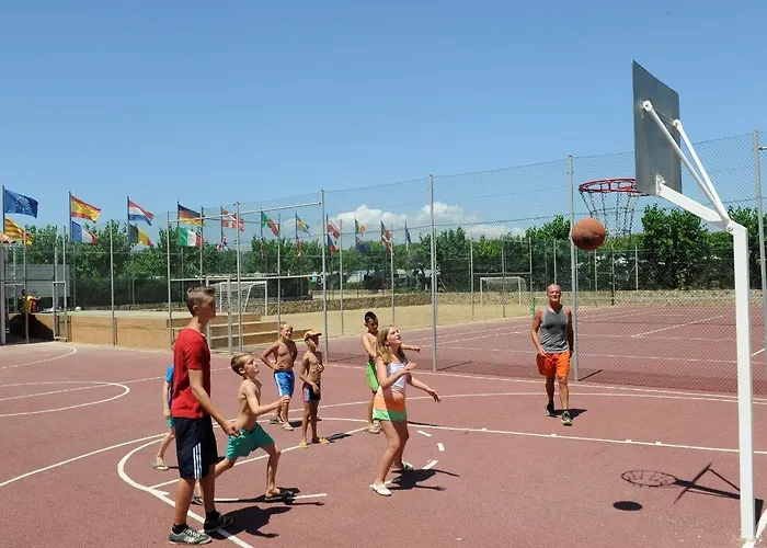 Del Mar אתר קמפינג